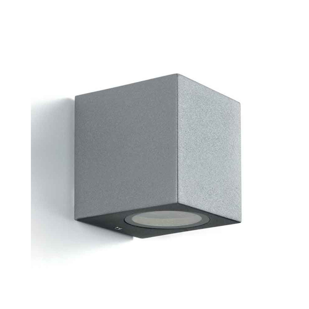 Lampada da parete per esterni Mark cubo Pan International 